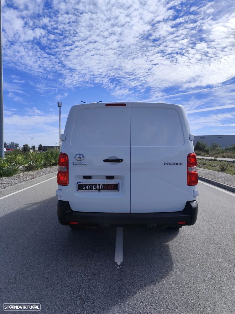Toyota Proace 2.0D-4d L3H1 - IVA Dedutível - 6