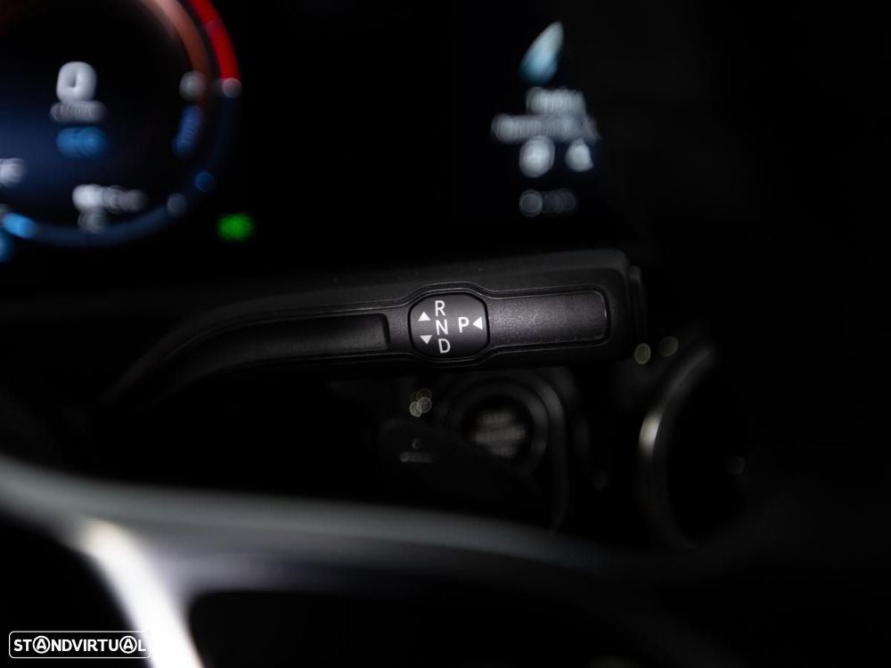 Mercedes-Benz CLA 250 e Shooting Brake 8G-DCT Progressive - 18