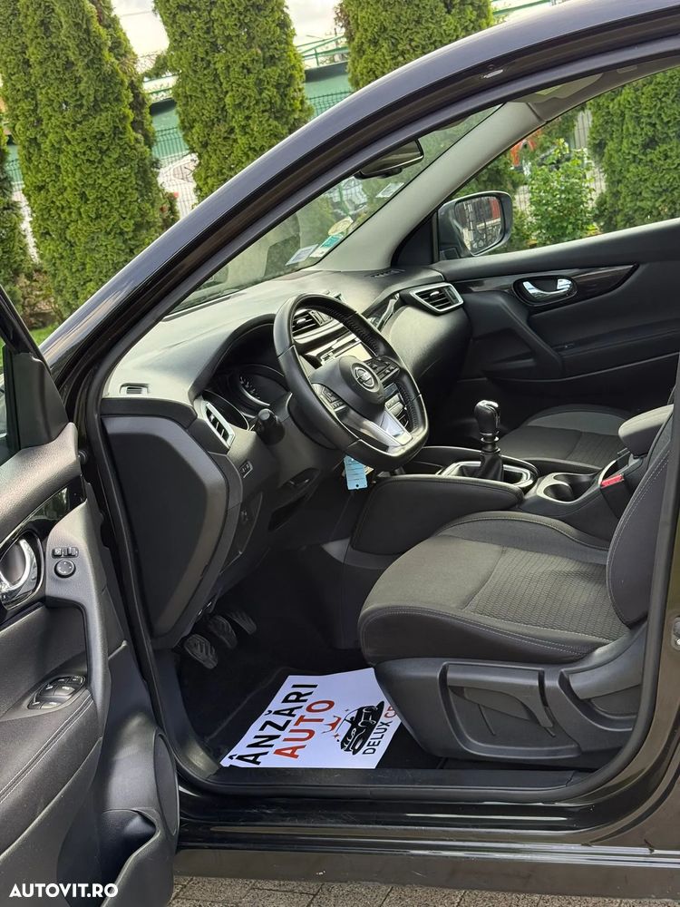 Nissan Qashqai 1.5 DCI Start/Stop N-Connecta - 10