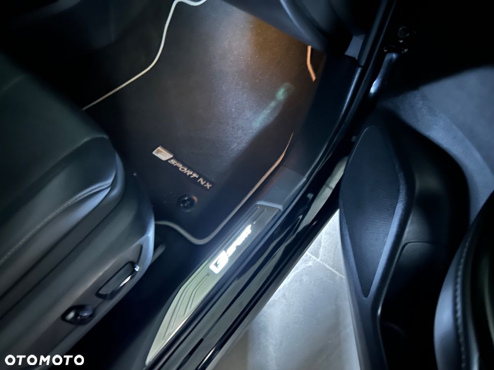 Lexus NX 450h+ F Sport AWD - 28