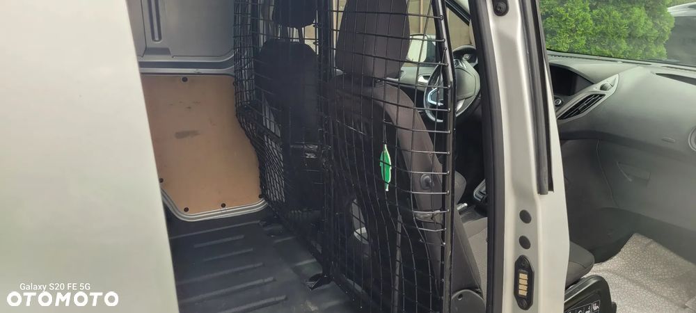 Ford TRANSIT COURIER - 29