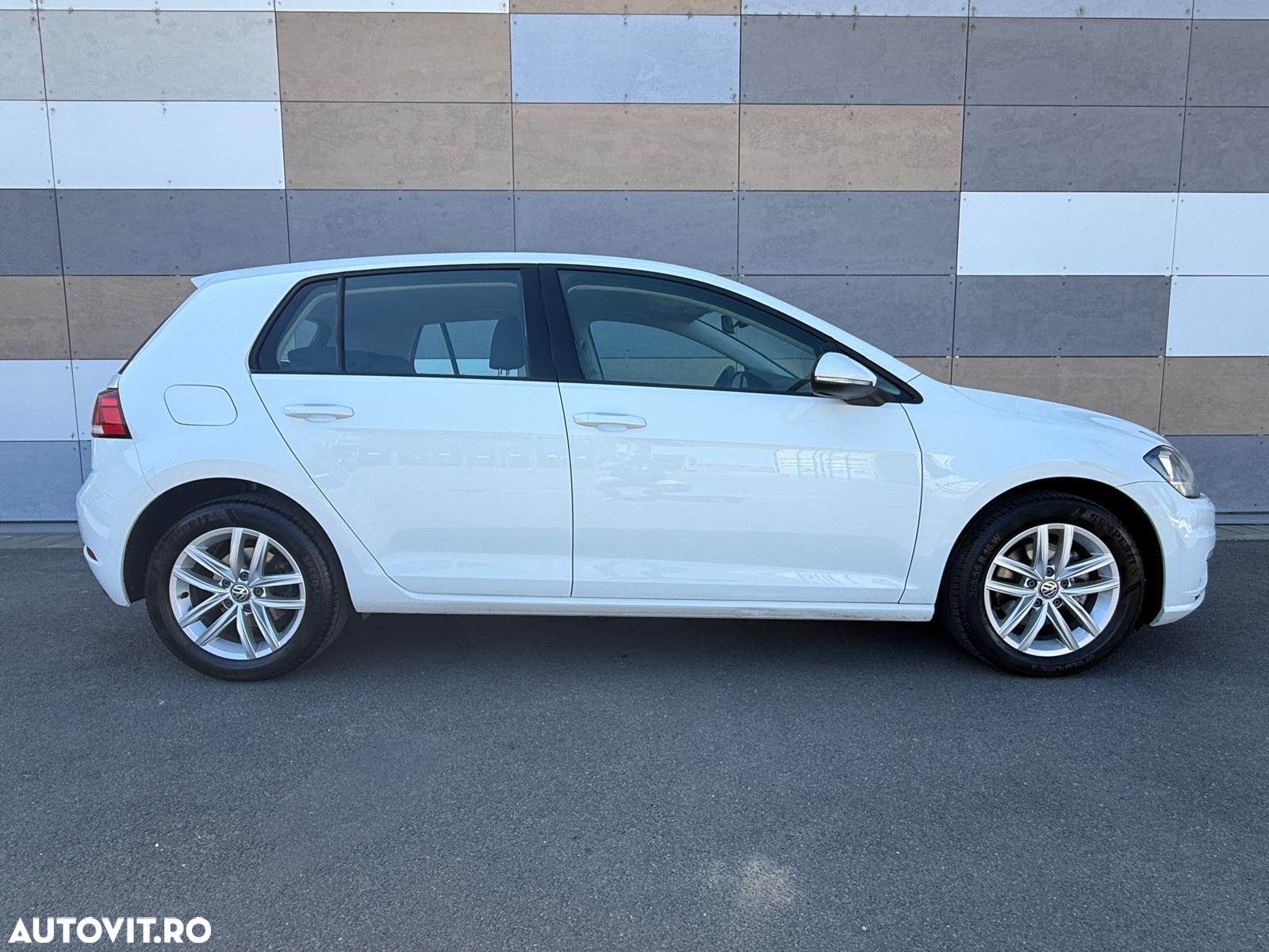 Volkswagen Golf 2.0 BlueTDI 4Motion Comfortline - 7