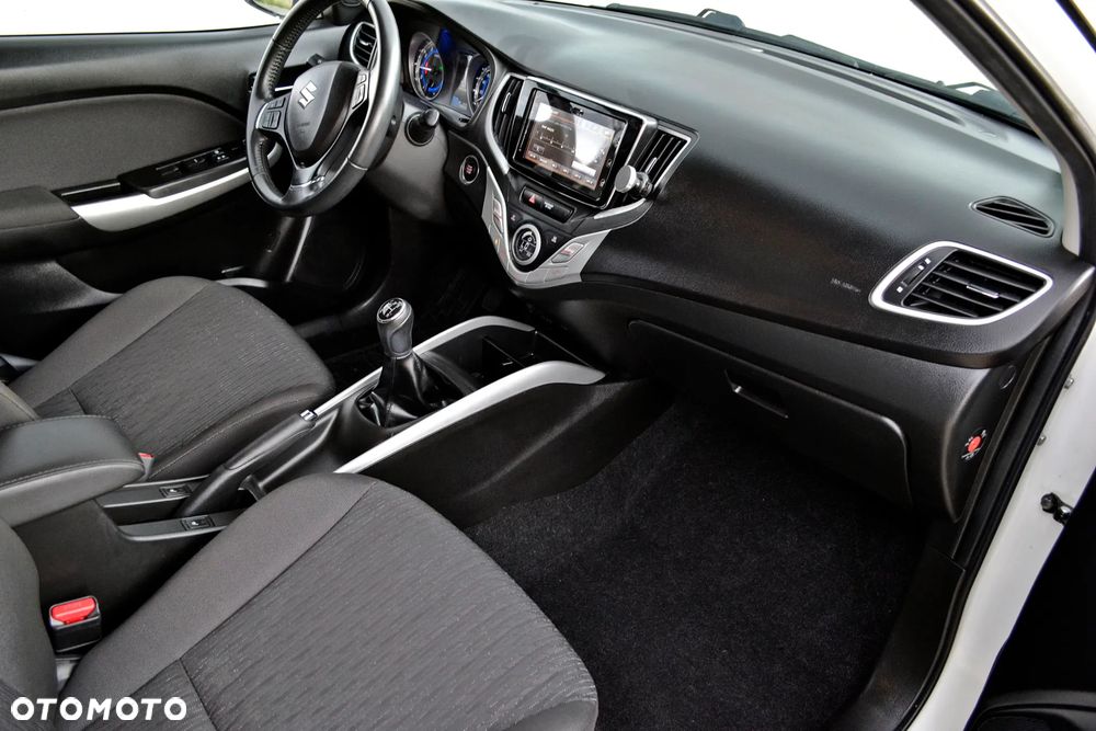 Suzuki Baleno 1.0 T Premium Plus - 14