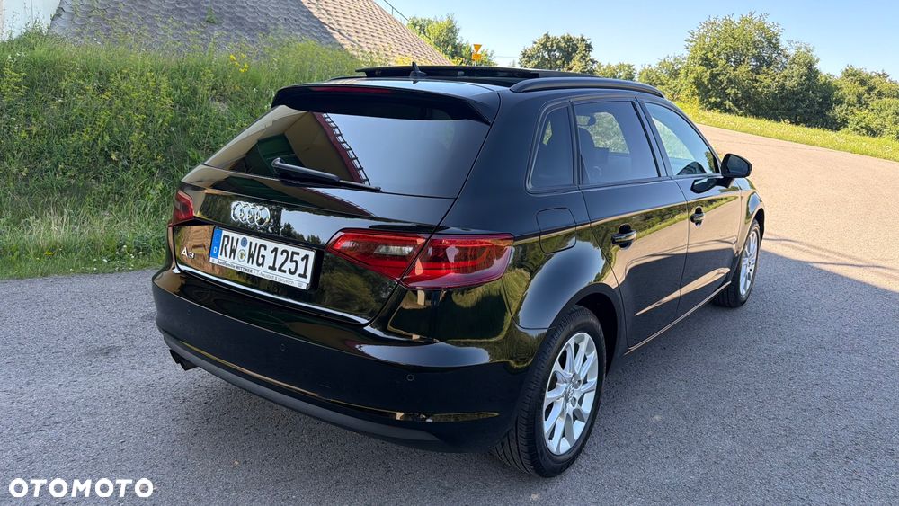 Audi A3 Sportback 1.4 TFSI Ambiente - 13