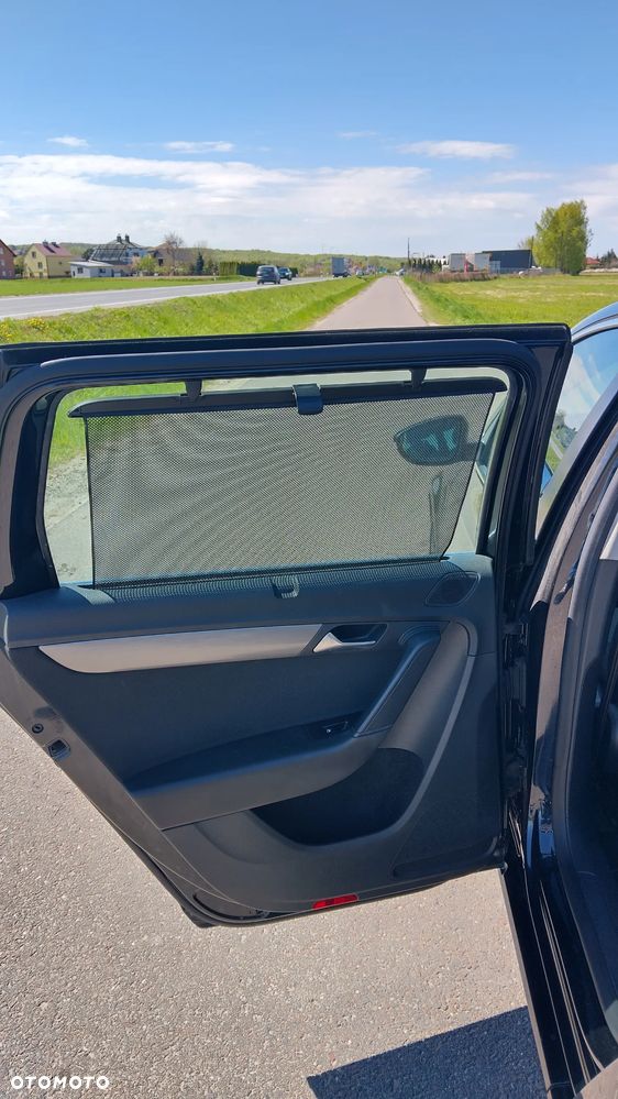 Volkswagen Passat 2.0 TDI Comfortline - 14