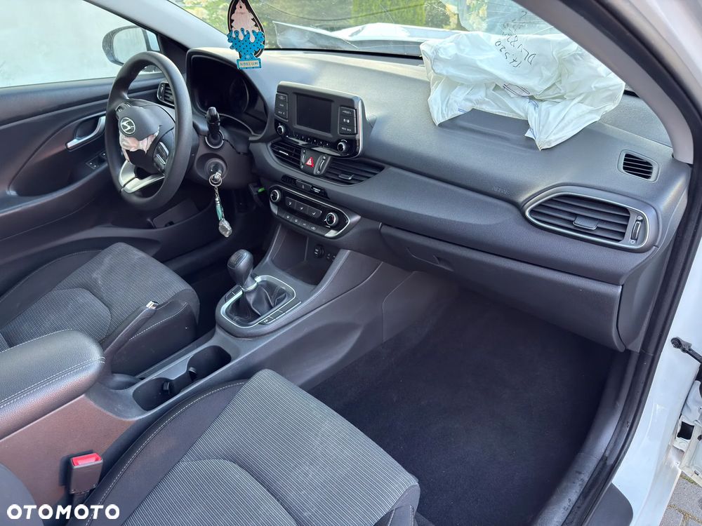 Hyundai i30 1.4 Classic - 32