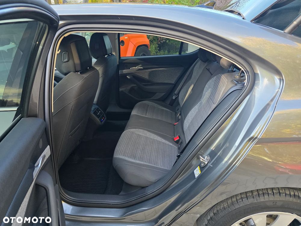 Skoda Superb 1.5 TSI mHEV Selection DSG - 14