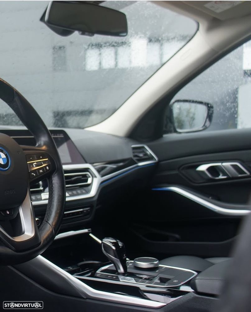 BMW 330 - 5
