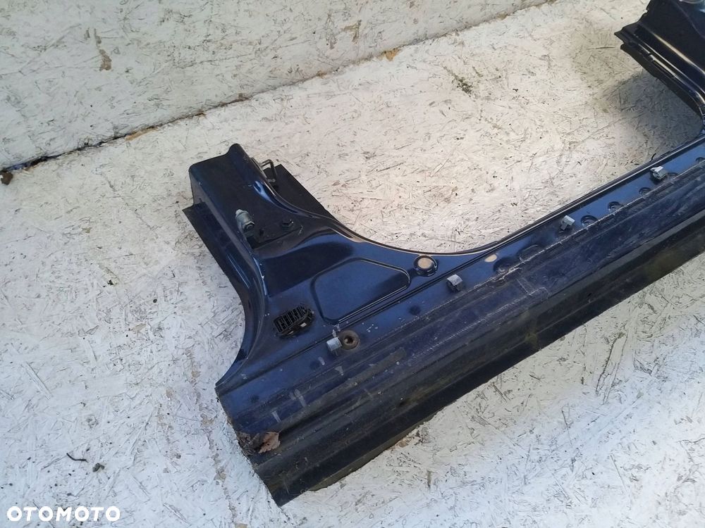 ford focus mk3 ćwiartka próg prawy 10r- - 3
