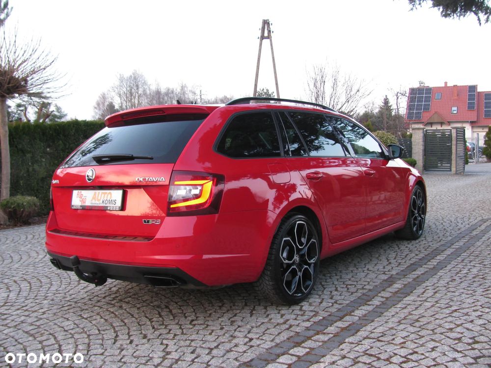 Skoda Octavia 2.0 TSI DSG RS 245 - 38