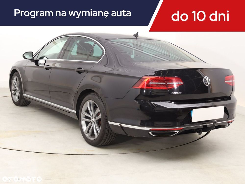Volkswagen Passat - 6