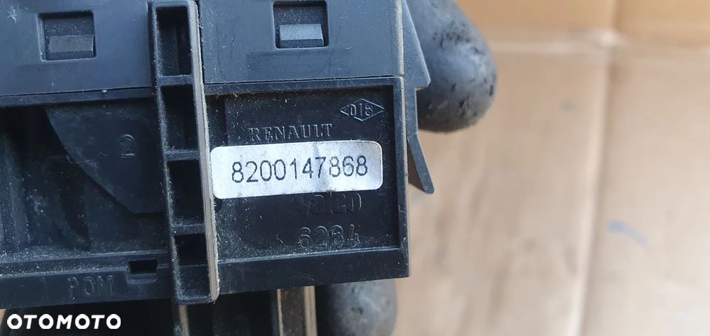 Przełącznik regulacji świateł Renault Espace IV 8200147868 - 7