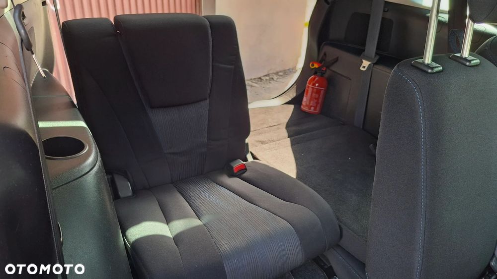 Mazda 5 - 9