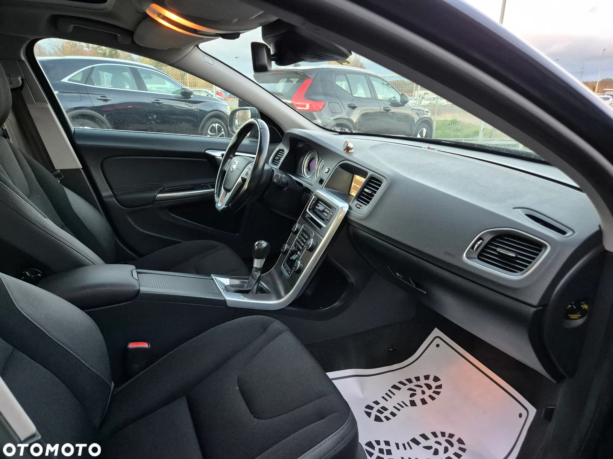 Volvo S60 D4 Momentum - 29