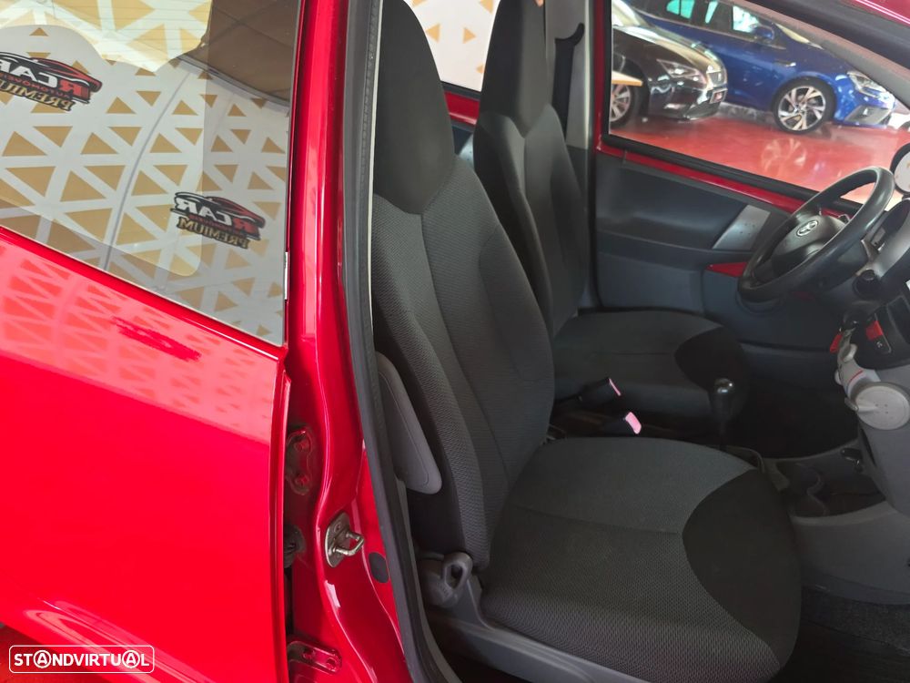 Toyota Aygo 1.0 + AC - 23