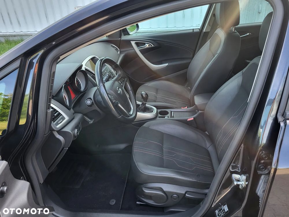 Opel Astra 1.4 Turbo - 9