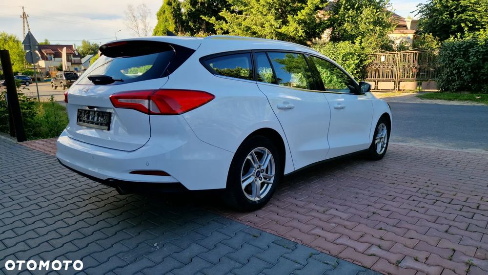 Ford Focus - 12