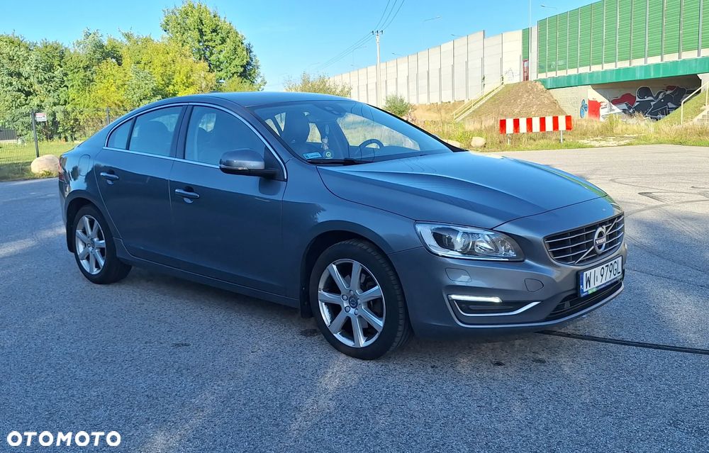 Volvo S60 D4 Drive-E Summum - 3