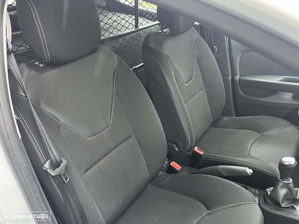Renault Clio IV Van 1.5 dCi 75cv - 22