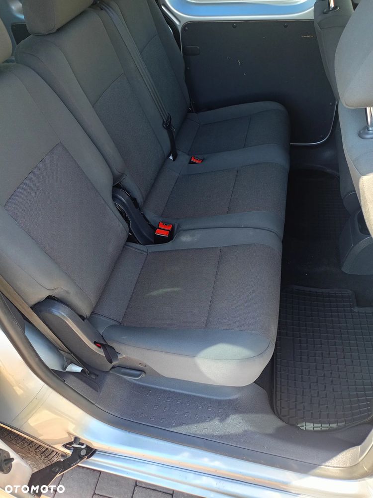 Volkswagen Caddy 1.6 (5-Si.) Edition 30 - 11