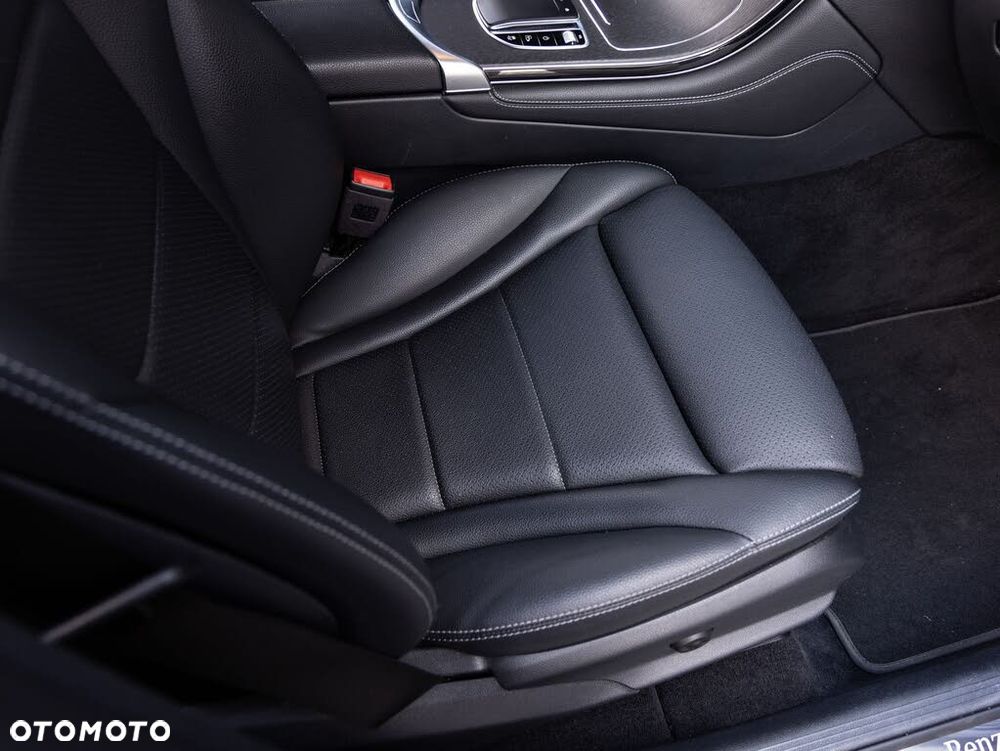 Mercedes-Benz GLC 300 4Matic 9G-TRONIC - 22