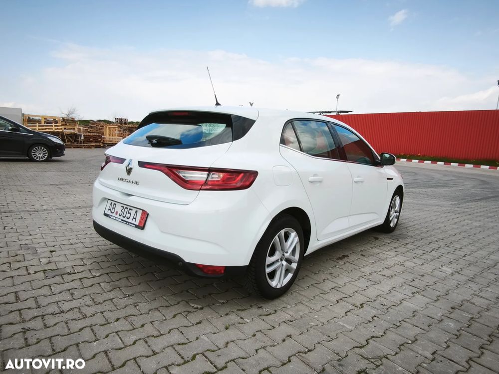 Renault Megane ENERGY TCe 100 INTENS - 3