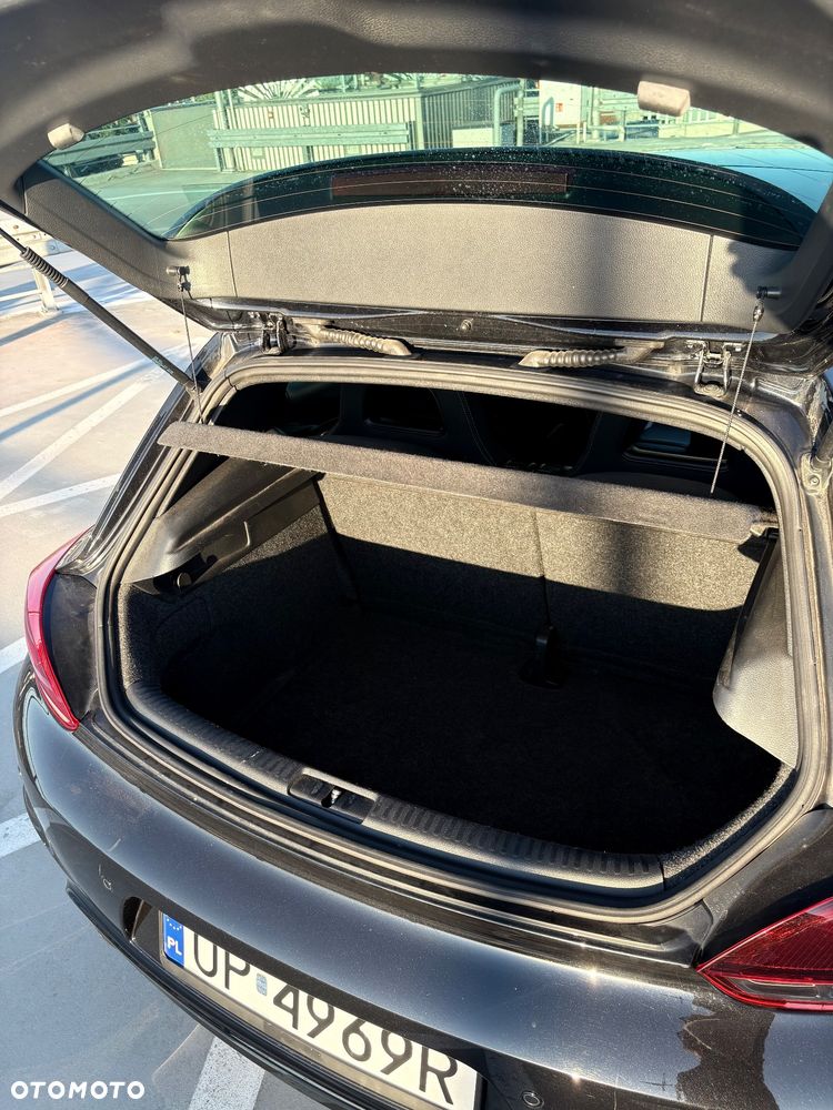 Volkswagen Scirocco 2.0 TSI R - 13