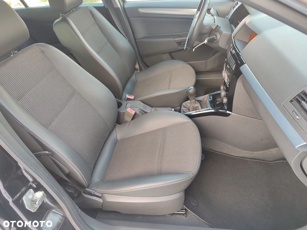 Opel Astra 1.8 Cosmo - 9