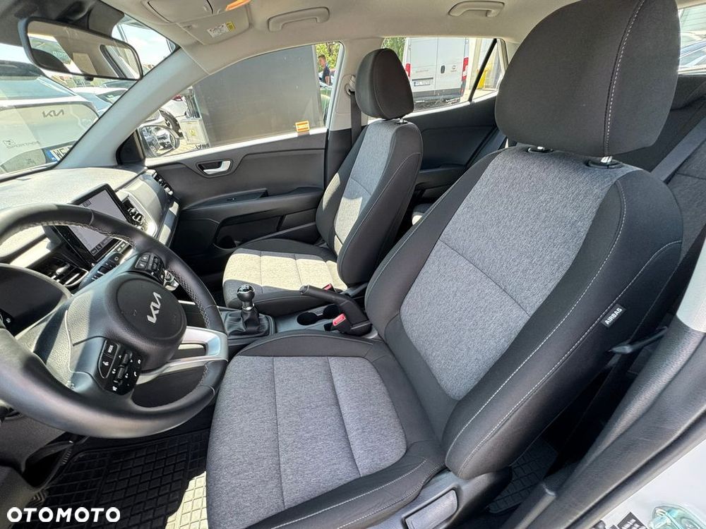 Kia Stonic 1.2 M - 11