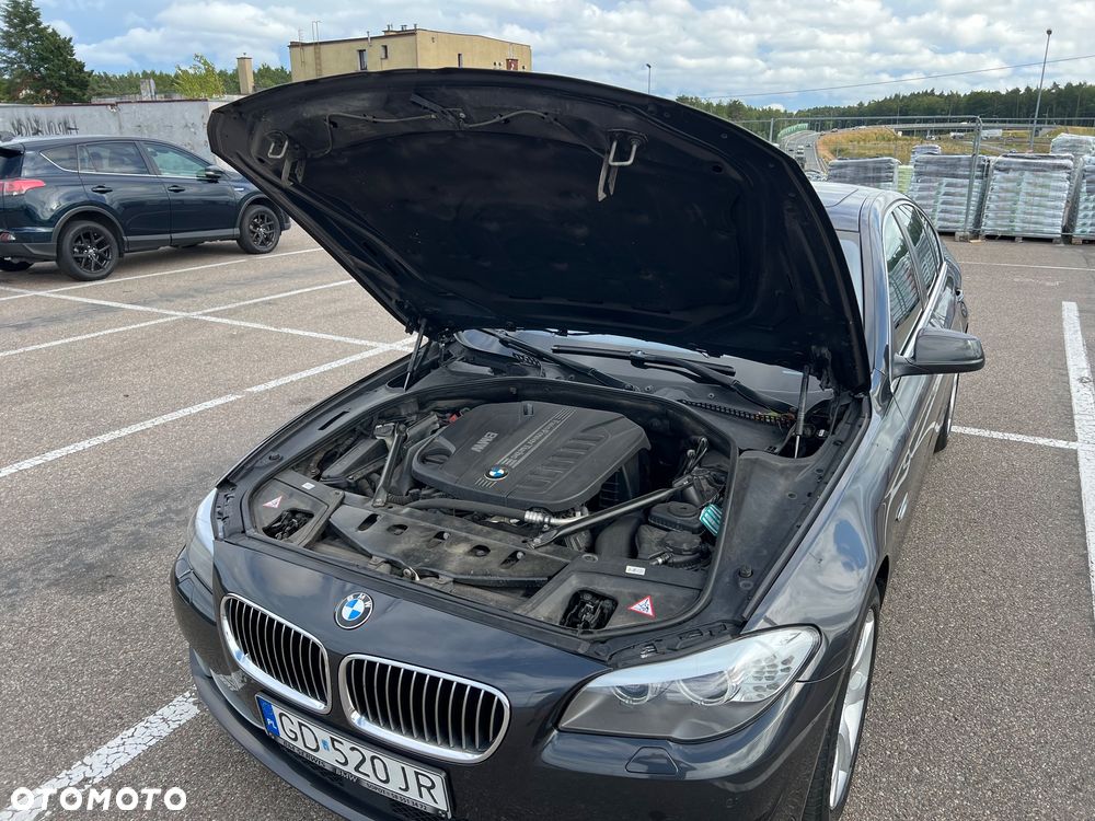 BMW Seria 5 530d xDrive - 8