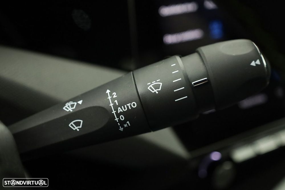 Peugeot 408 1.6 Hybrid GT e-EAT8 - 17
