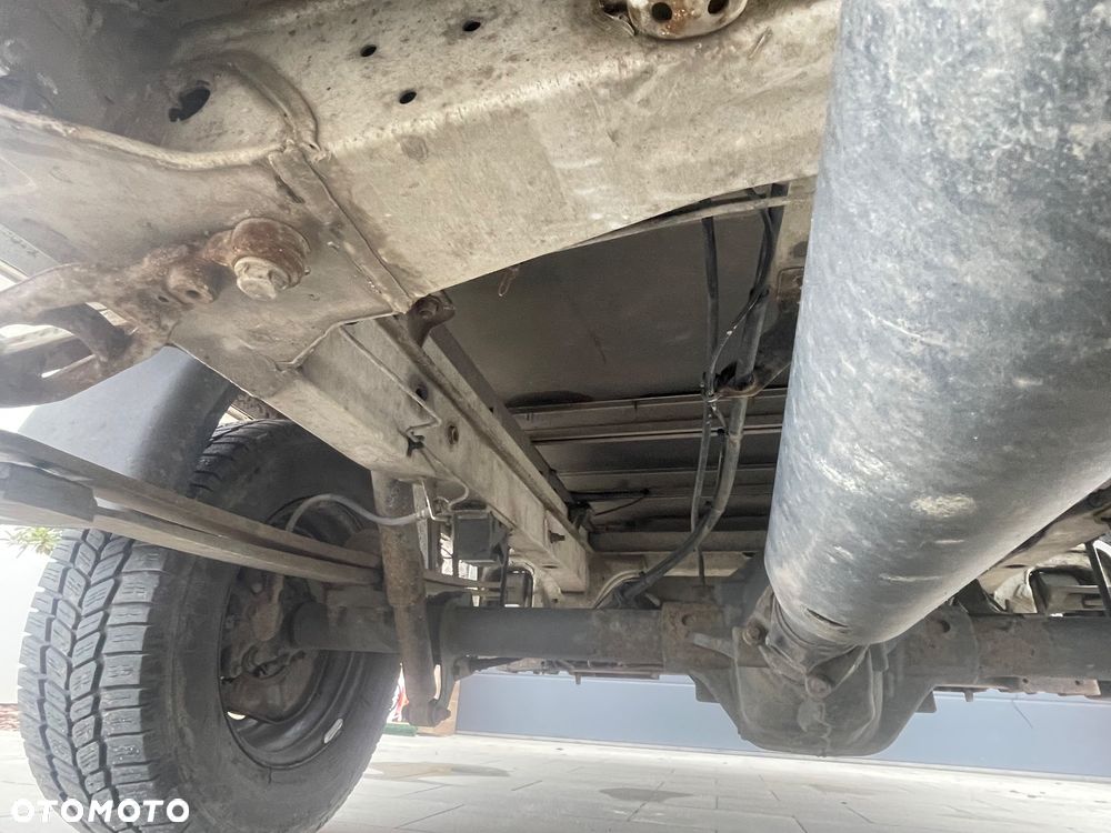 Mercedes-Benz 906 lift - 28