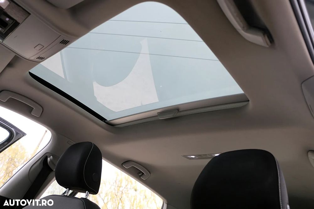 Volkswagen Golf 1.6 TDI BlueMotion Technology Lounge - 9