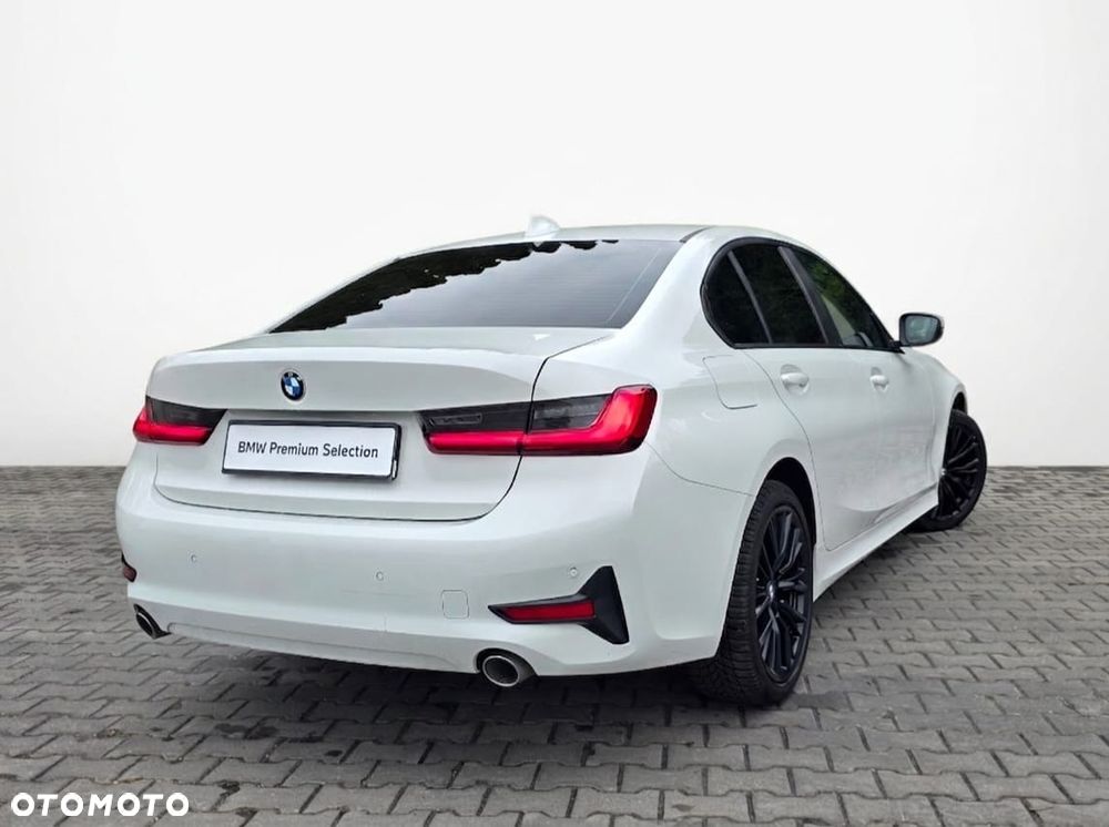 BMW Seria 3 318d Advantage - 9