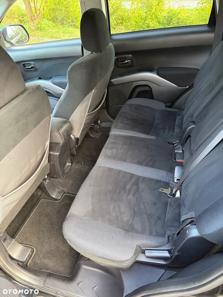 Mitsubishi Outlander 2.4 4WD Invite - 18