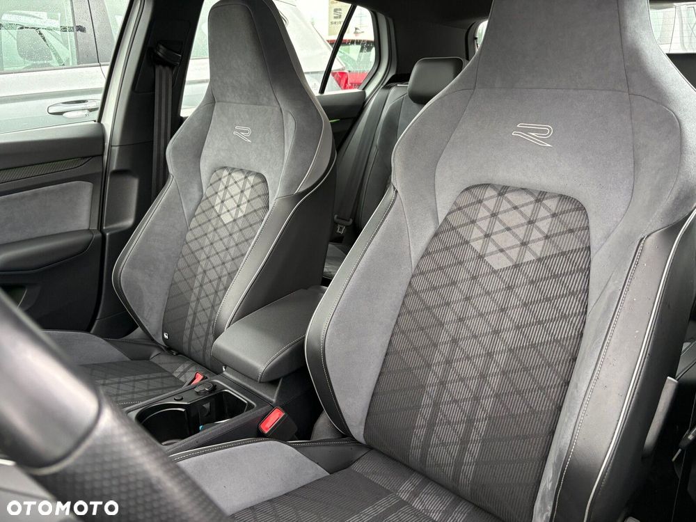 Volkswagen Golf - 13