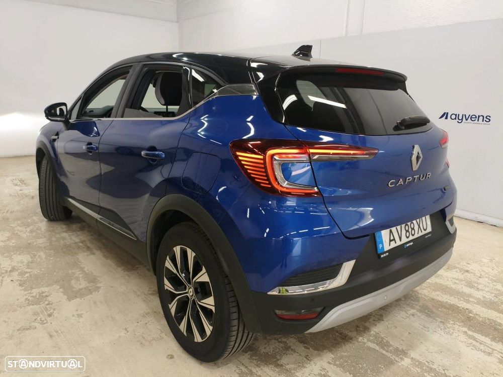 Renault Captur 1.6 E-Tech Plug-In Hybrid Techno - 2