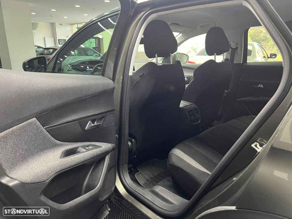 Peugeot 3008 1.5 BlueHDi Allure - 42