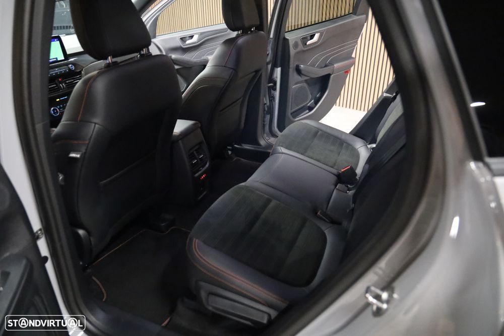 Ford Kuga 2.5 PHEV ST-Line X - 17