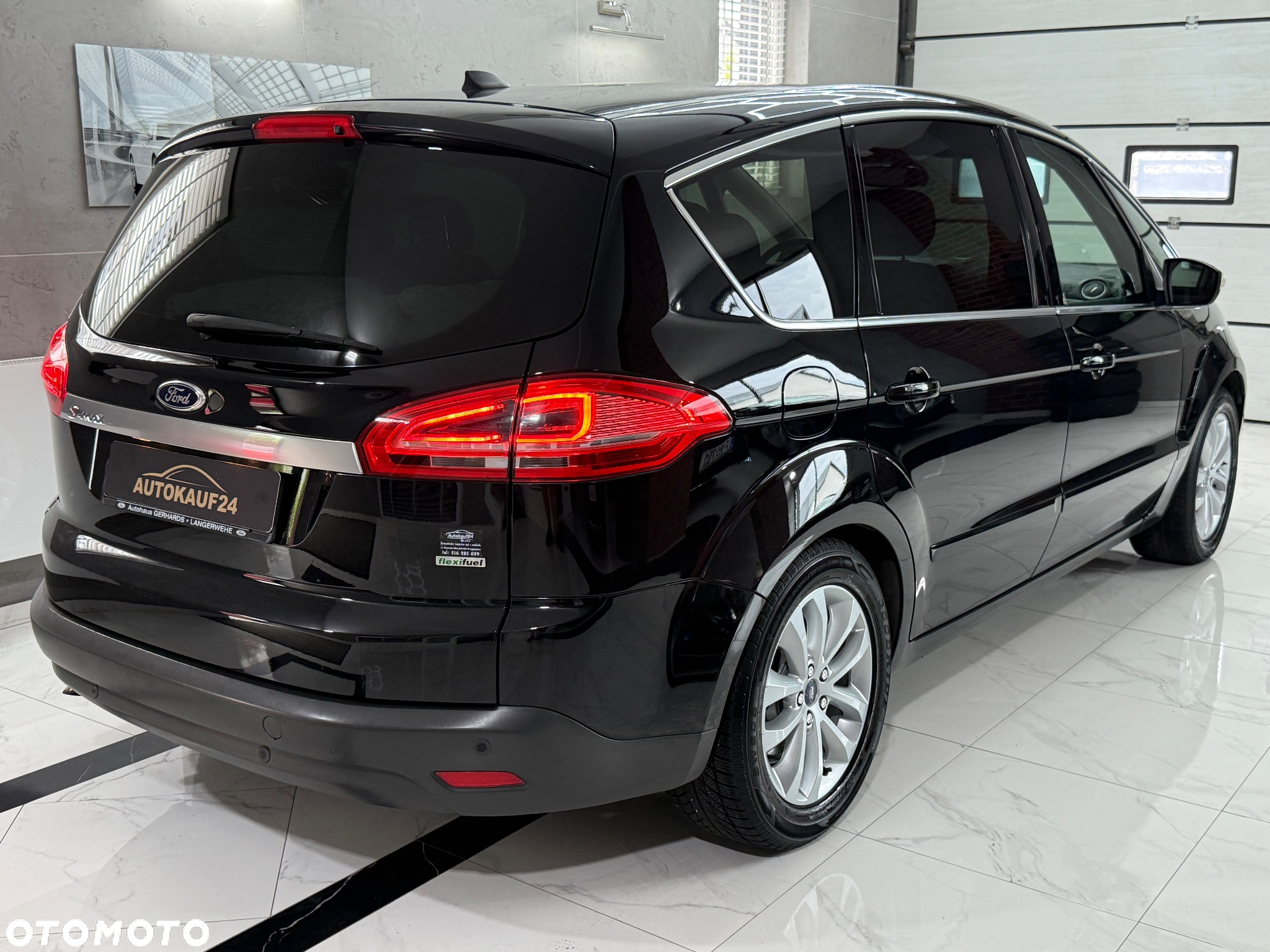 Ford S-Max 2.0 Titanium - 11