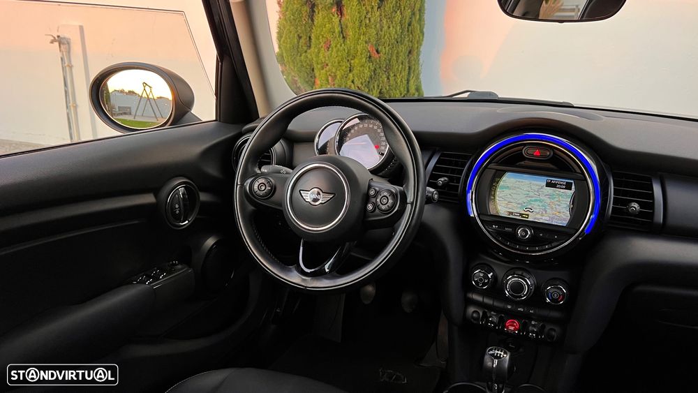 MINI 5 Portas Cooper D - 12