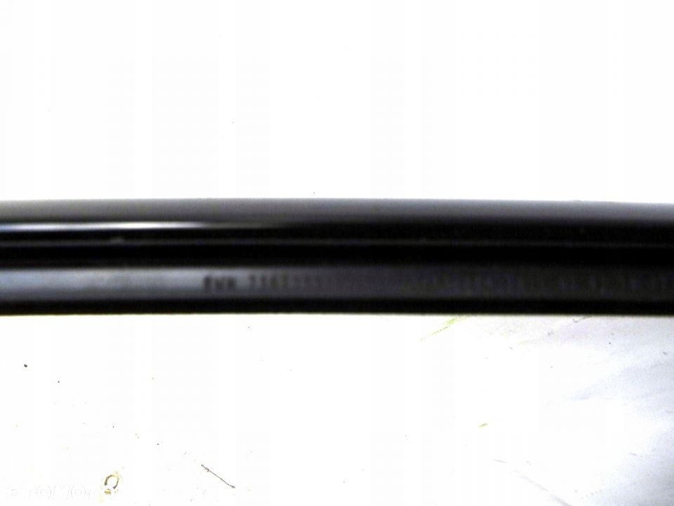 BMW X1 F48 LISTWA DRZWI PRAWY TYŁ PARAPET - 4