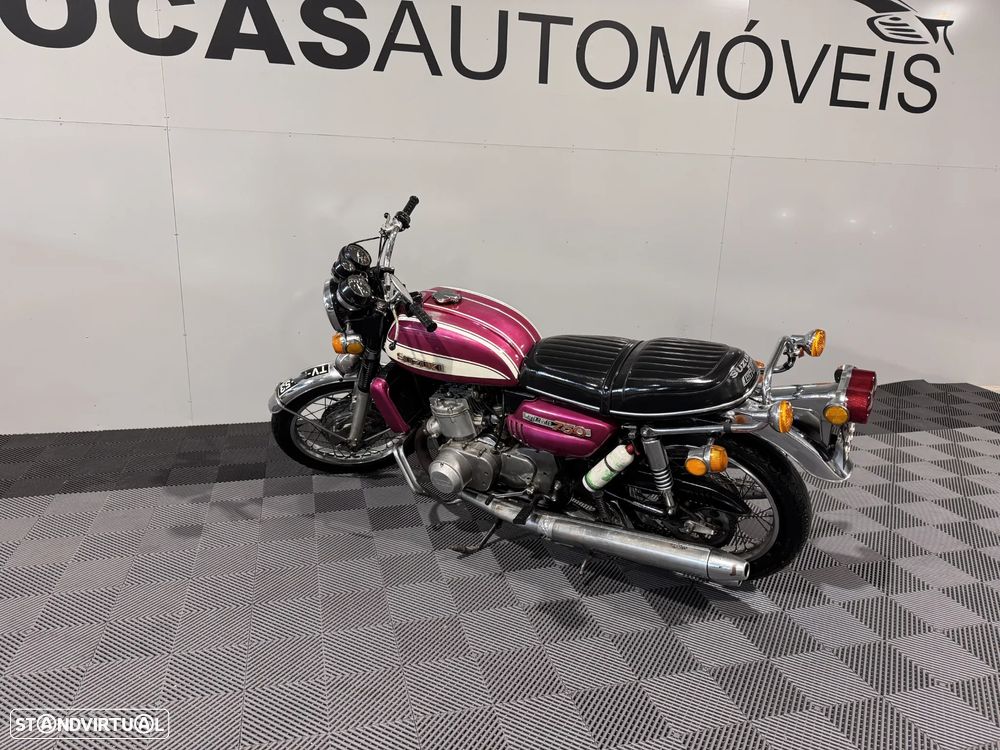 Suzuki GT 750 J - 15