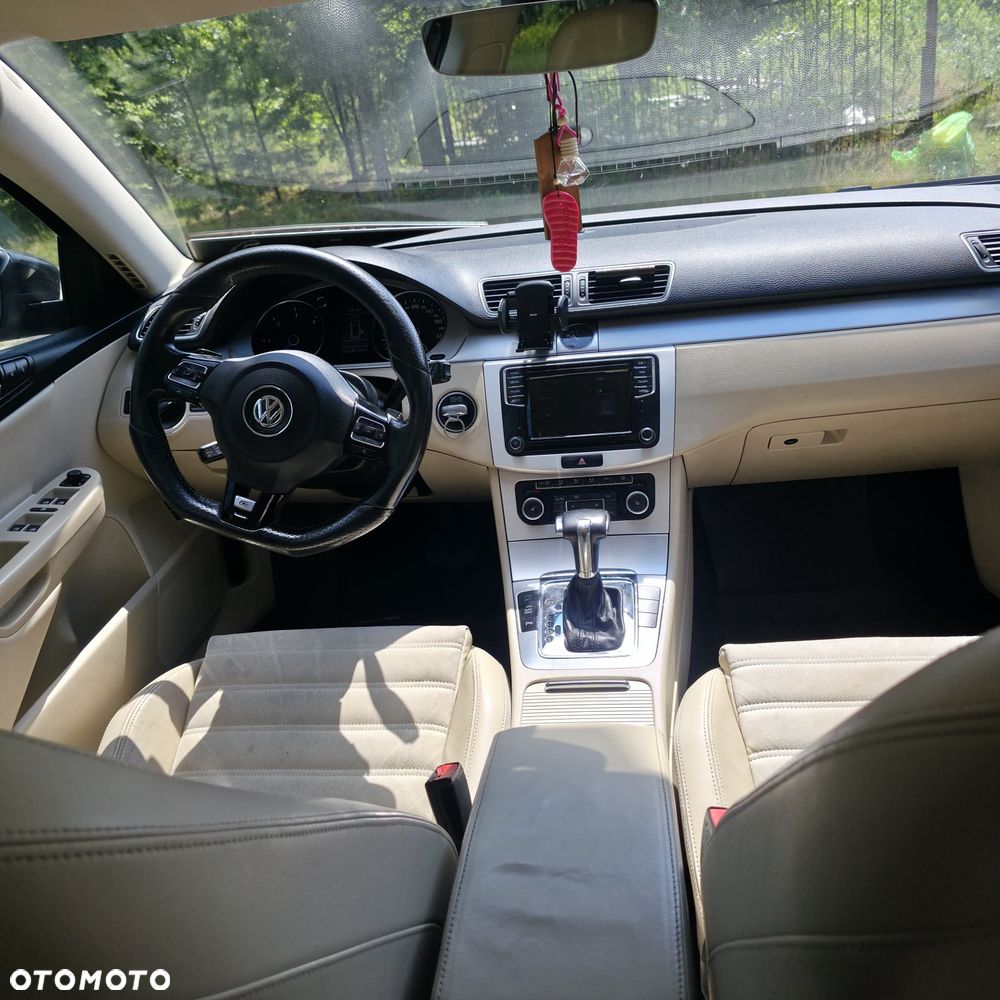 Volkswagen Passat - 7