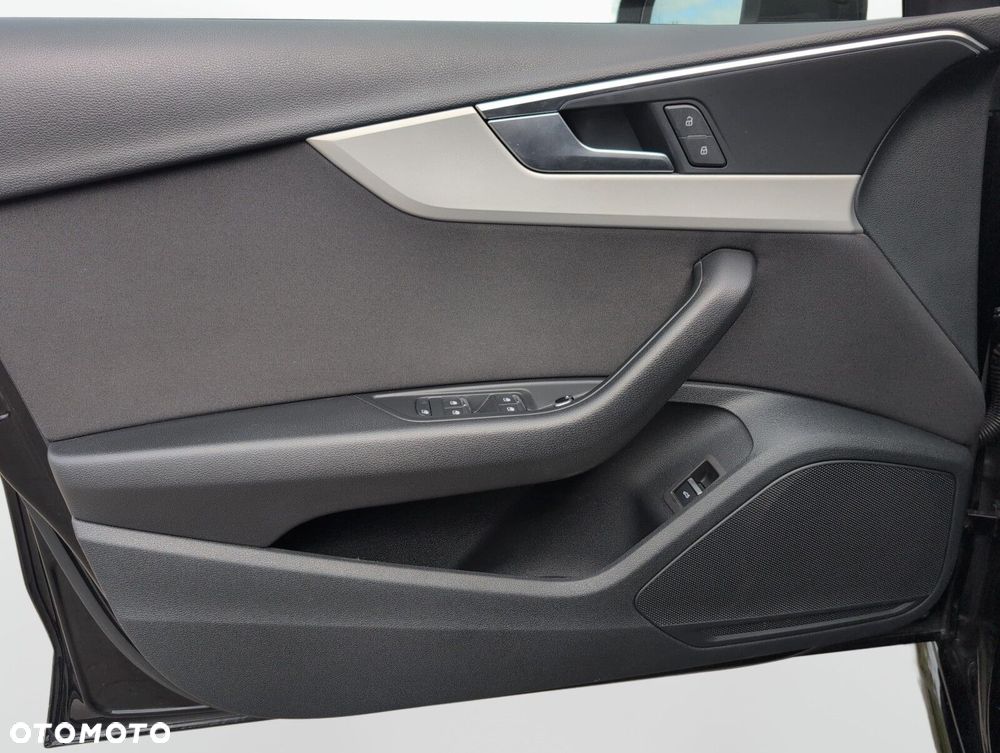 Audi A4 Limousine 35 TFSI mHEV Advanced S tronic - 16