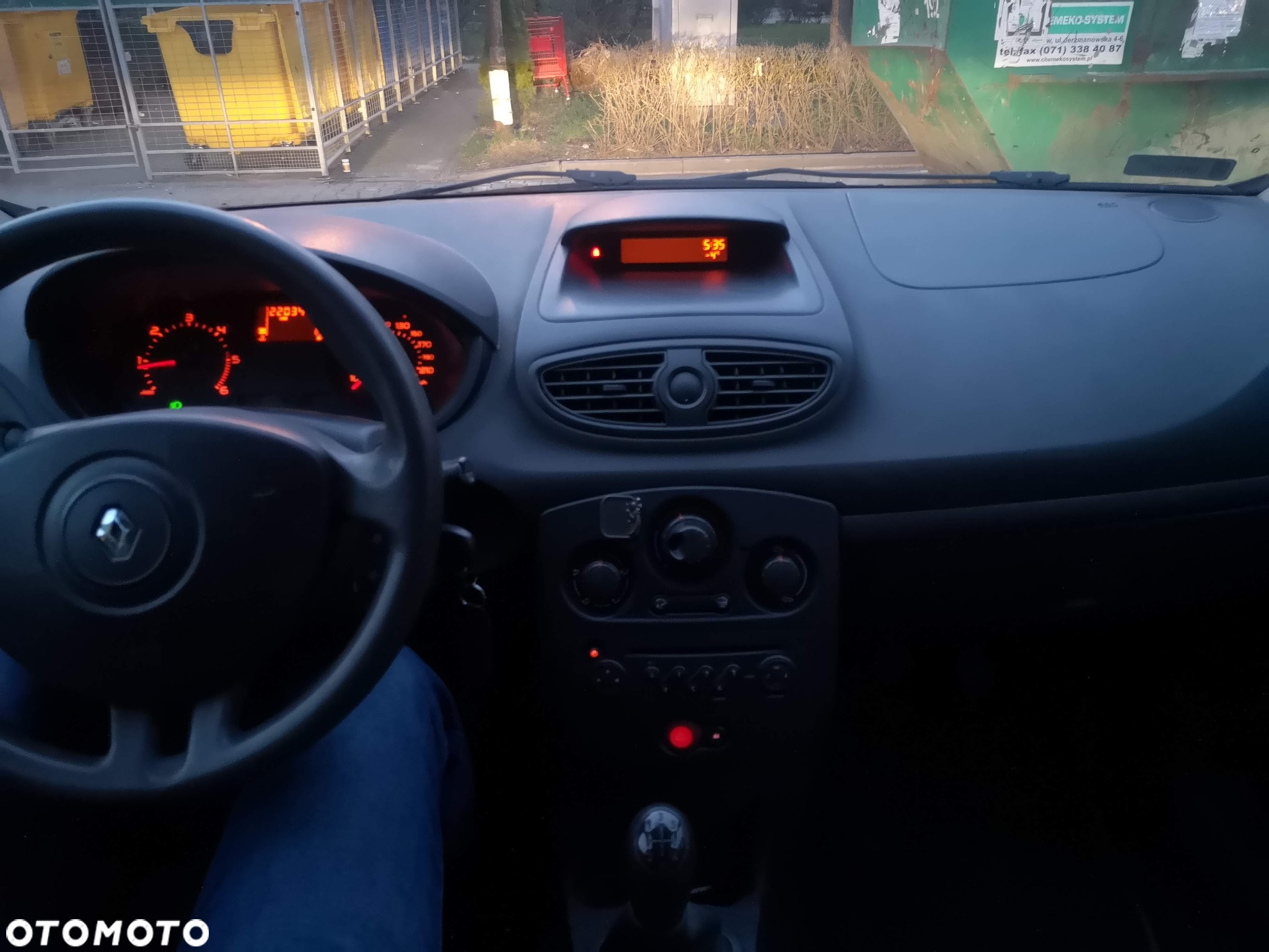 Renault Clio - 6