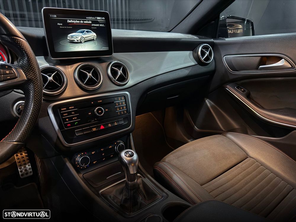 Mercedes-Benz CLA 180 d AMG Line - 17