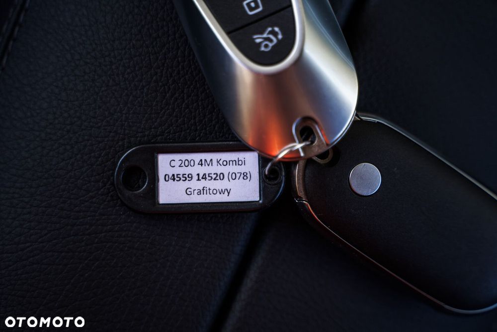 Mercedes-Benz Klasa C - 22