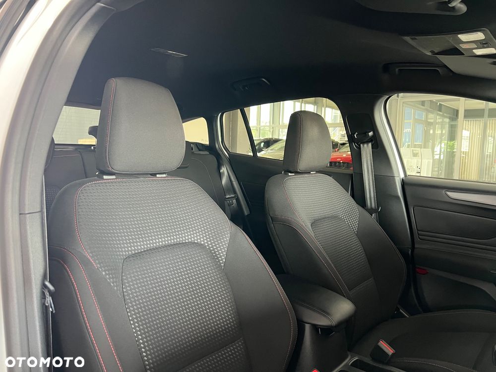 Ford Focus 1.0 EcoBoost mHEV ST-Line - 38