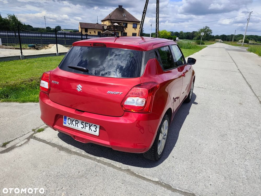 Suzuki Swift 1.2 Premium - 3